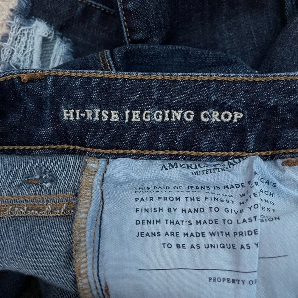 American Eagle Outfitters Ripped Hi Rise Jegging Crop - Picture 6 of 7